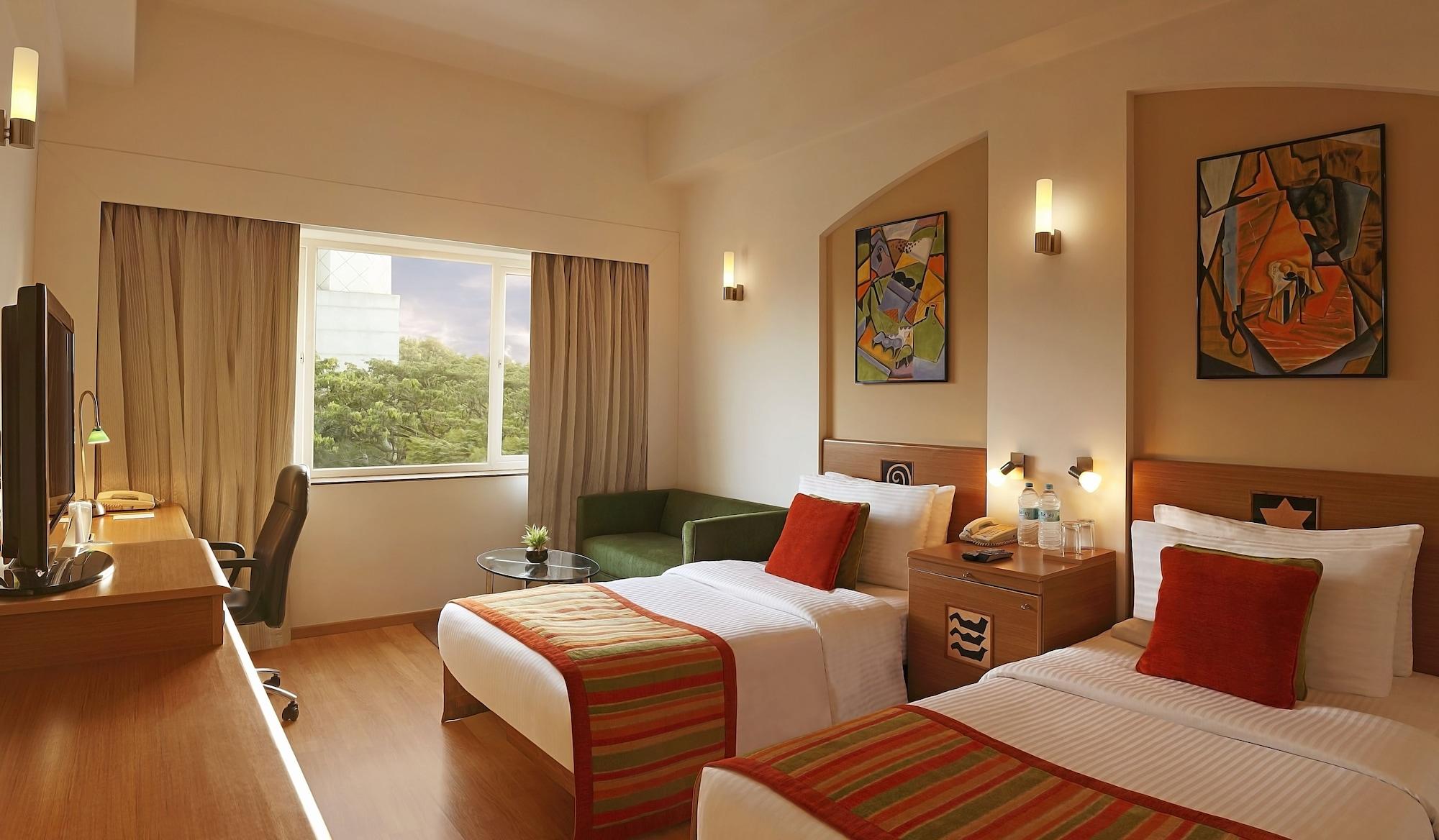 Lemon Tree Hotel Ченнаи Экстерьер фото