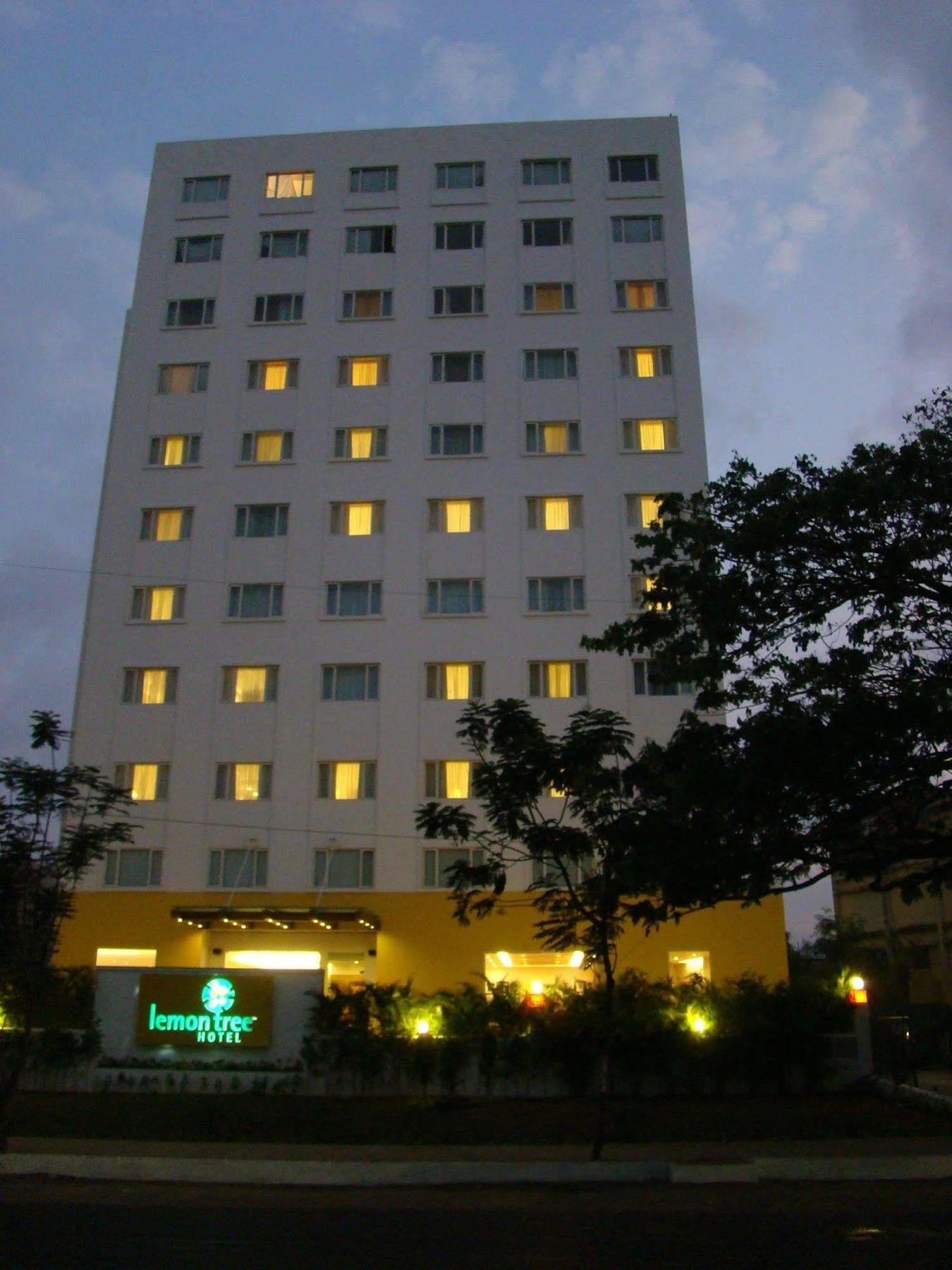 Lemon Tree Hotel Ченнаи Экстерьер фото