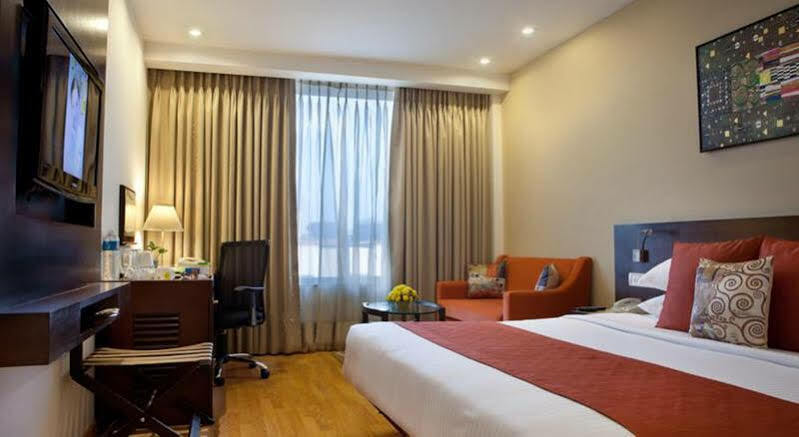 Lemon Tree Hotel Ченнаи Экстерьер фото
